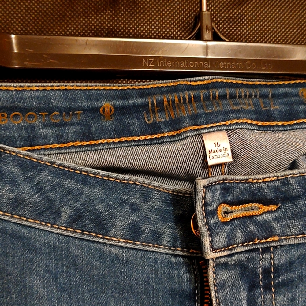 Jennifer Lopez bootcut jeans